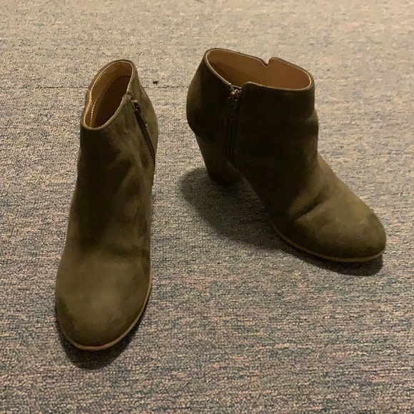 Green ankle boots - 50% off - Picture 2 of 11